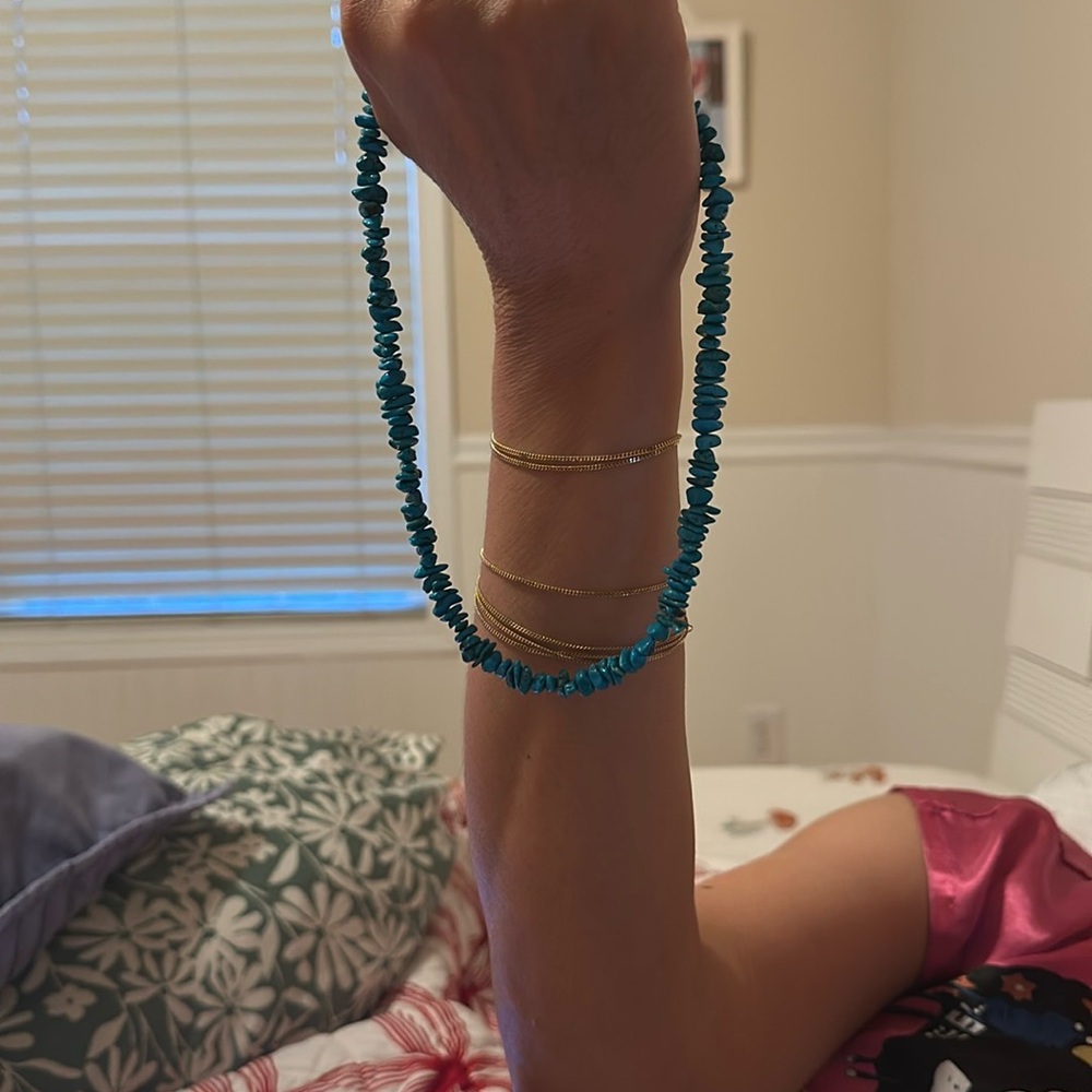 Vintage Navajo Turquoise Chip Necklace - Picture 2 of 3